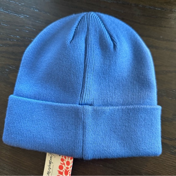 NWT Movement Iconic Buti Beanie - Picture 4 of 4
